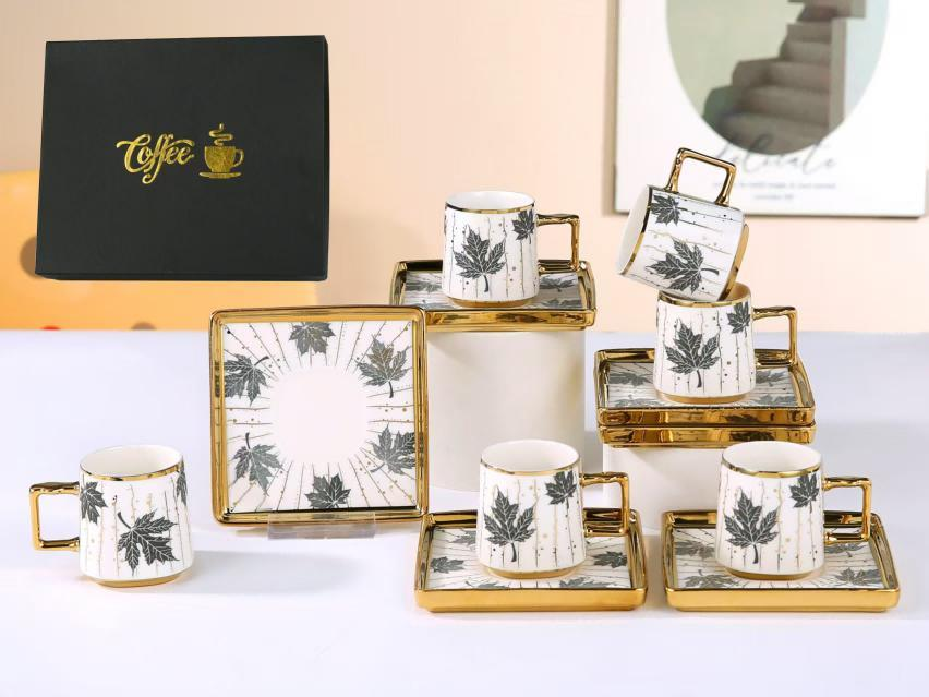 فناجين قهوة