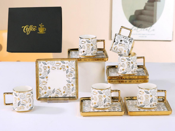 فناجين قهوة