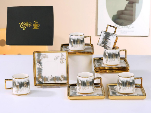 فناجين قهوة