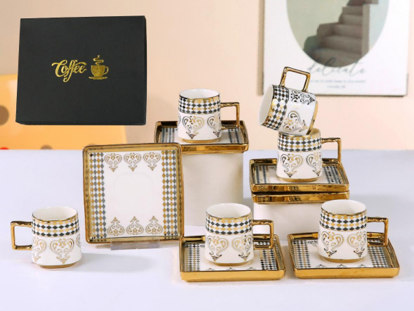 فناجين قهوة