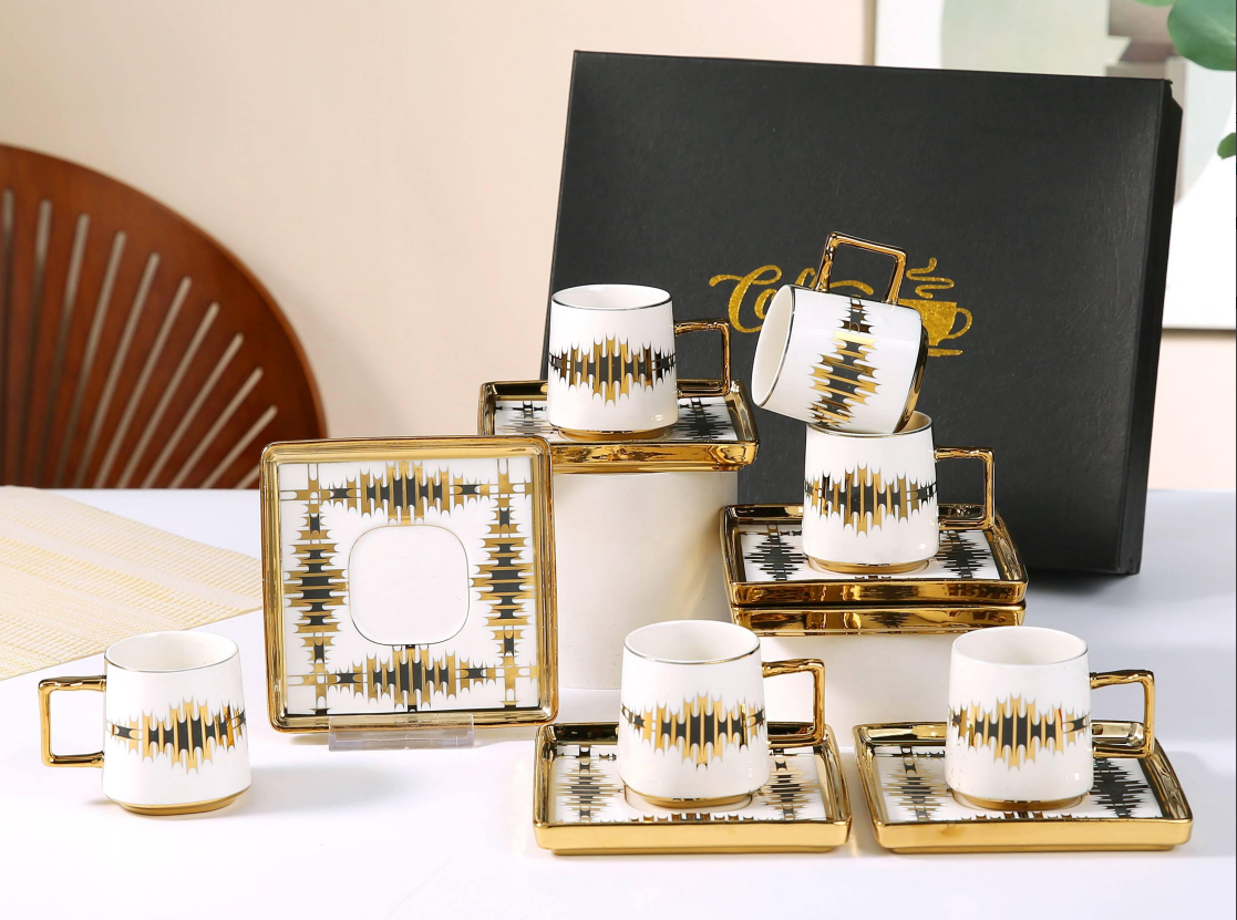 فناجين قهوة