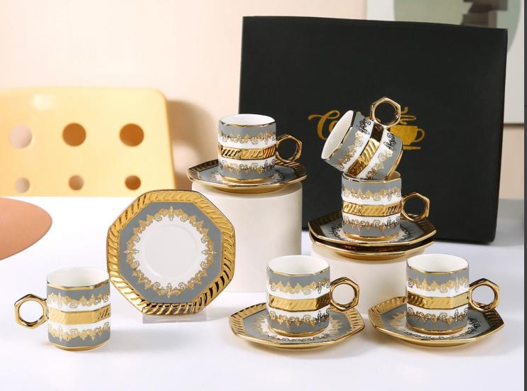 فناجين قهوة