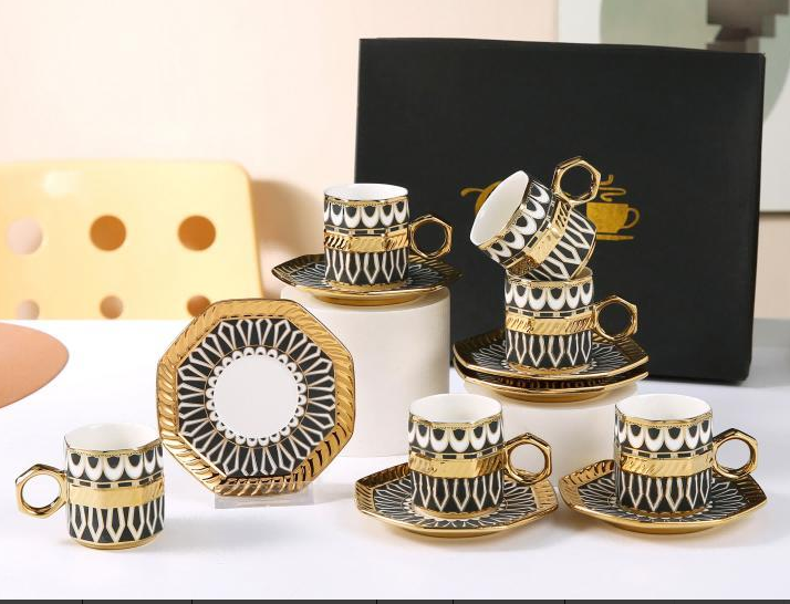 فناجين قهوة