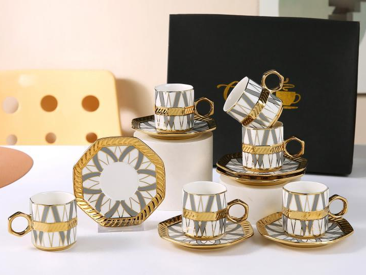 فناجين قهوة